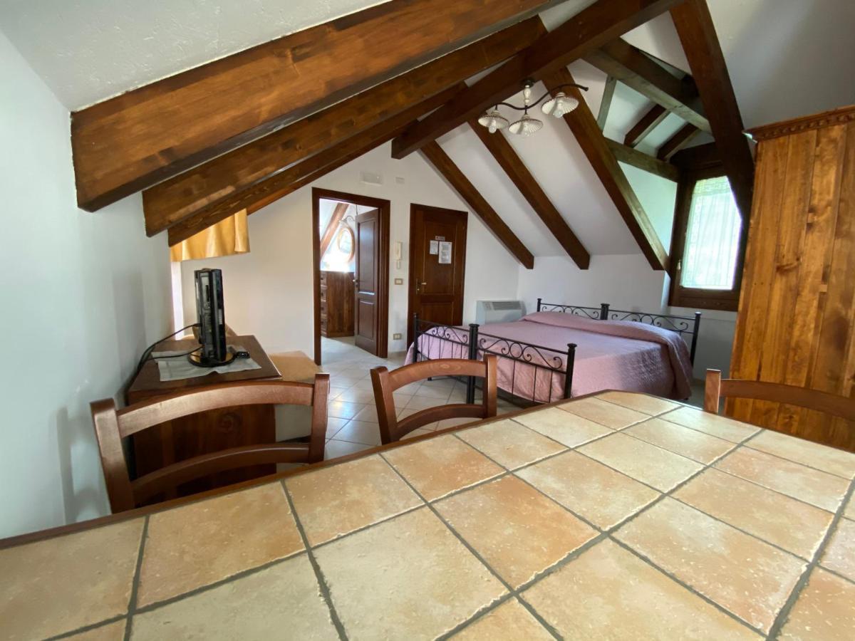 아제롤라 Il Ritrovo Delle Volpi B&B 외부 사진